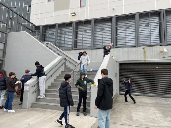 Gr, 7 physics gravity 2-1